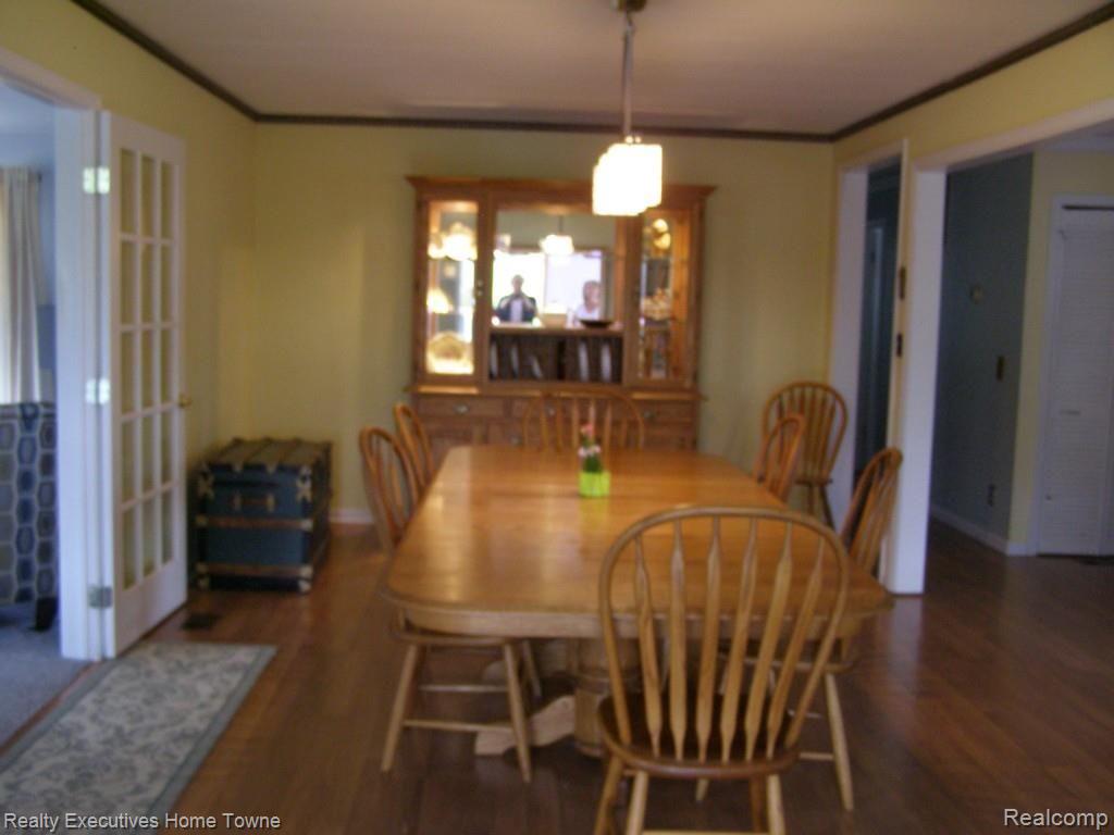 8220 Logana Road Avoca, MI 48006 - Photo 11 of 15 P5120208.jpg