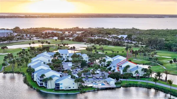 $465,000 | 5532 Northeast Gulfstream Way, Jensen Beach, FL 34957