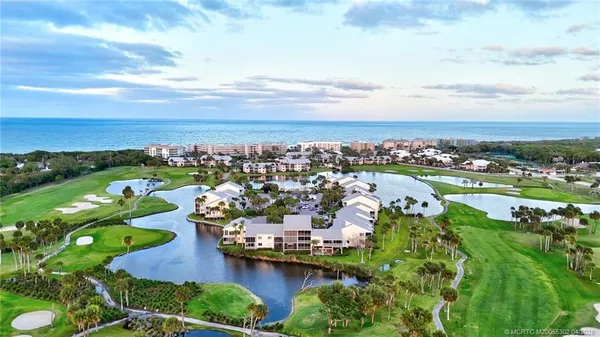 $465,000 | 5532 Northeast Gulfstream Way, Jensen Beach, FL 34957