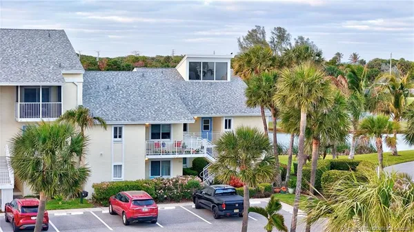 $465,000 | 5532 Northeast Gulfstream Way, Jensen Beach, FL 34957