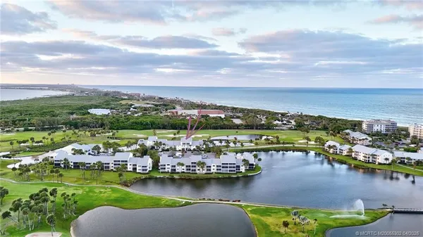 $465,000 | 5532 Northeast Gulfstream Way, Jensen Beach, FL 34957