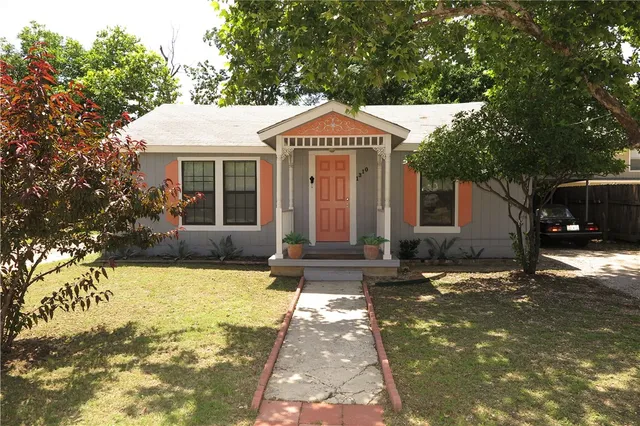 a front view of house with yard