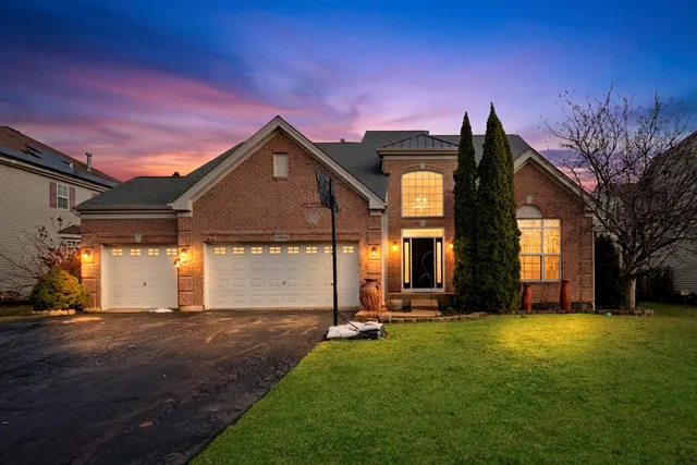 $639,000 | 10924 Wheatlands Way, Huntley, IL 60142