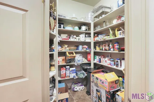 $599,000 | 5741 Lake Shadow Drive, Baton Rouge, LA 70817