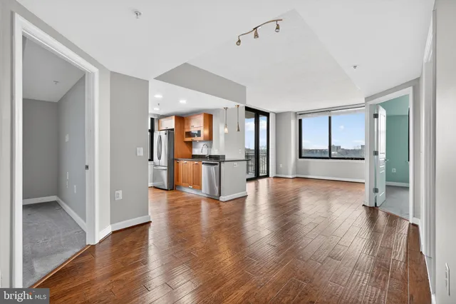 $2,750 | 2451 Midtown Avenue, Unit 603, Alexandria, VA 22303