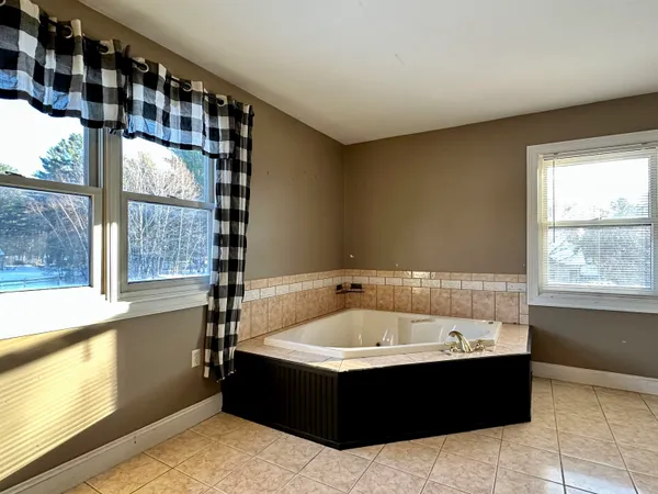 $990,000 | 49 Sherri Lane, Clarendon, VT 05759