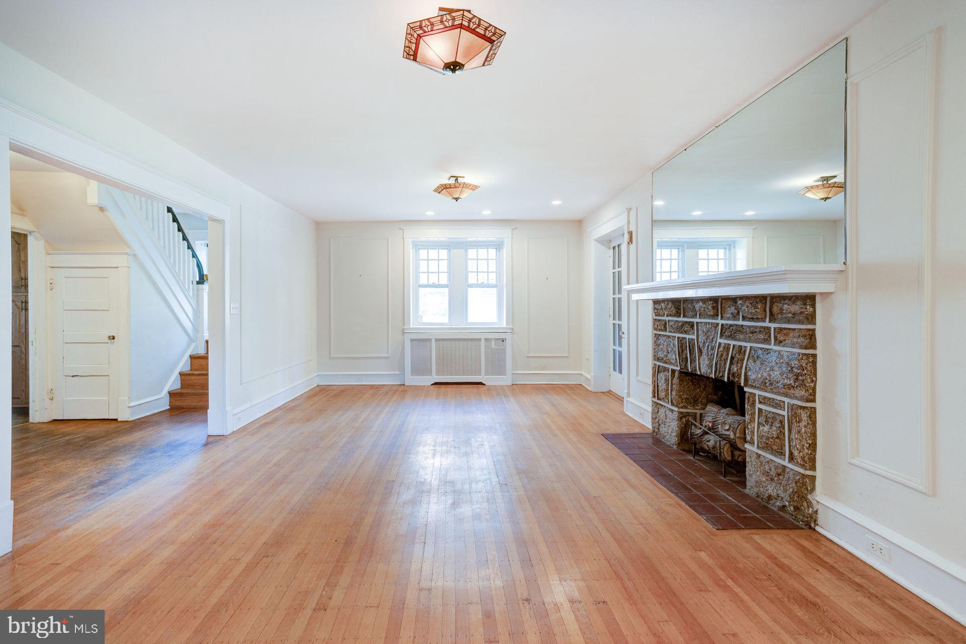 375 Pelham Road Philadelphia, PA 19119 - Photo 11 of 61 Gallery Image 11