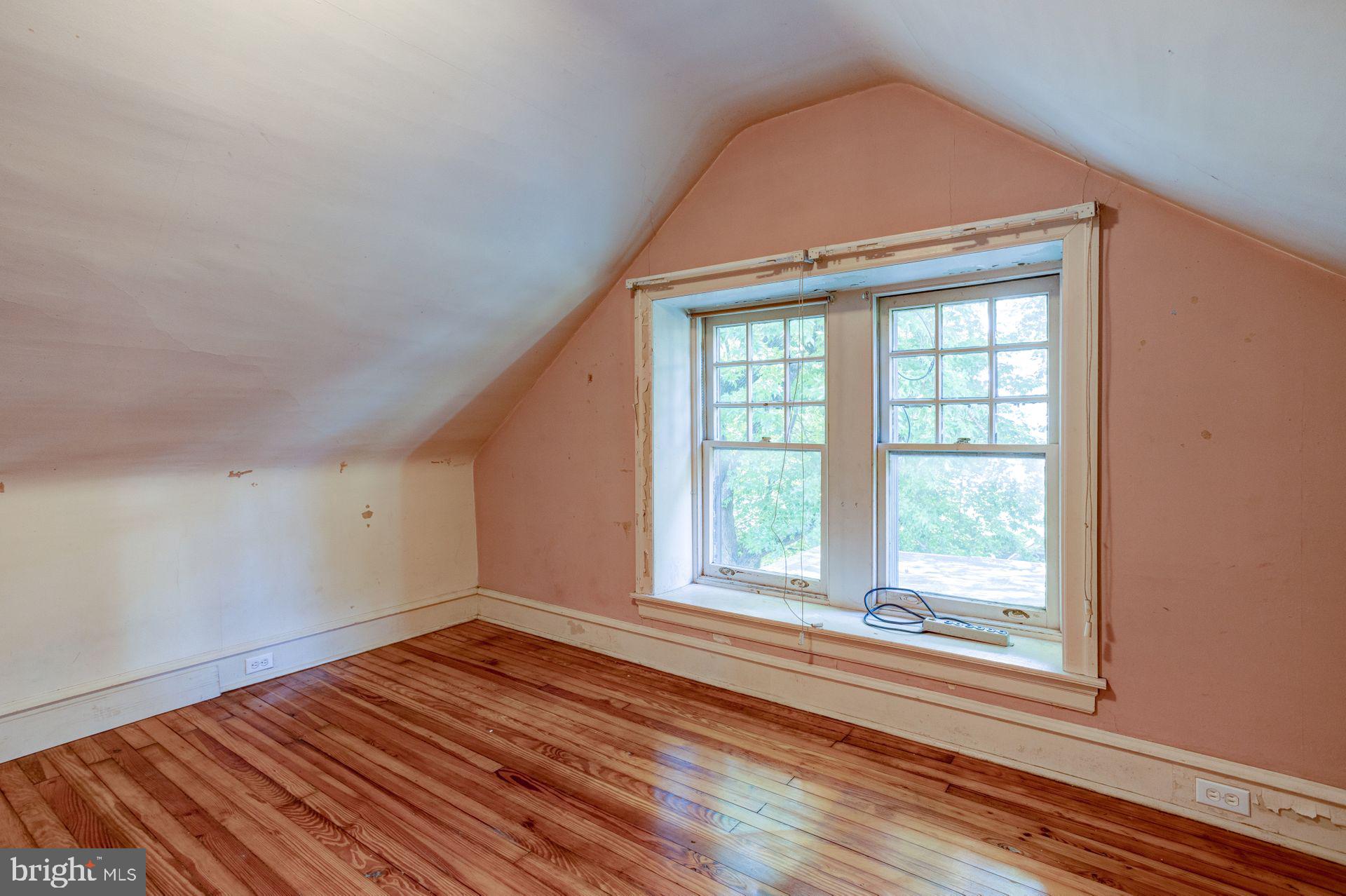 375 Pelham Road Philadelphia, PA 19119 - Photo 44 of 61 Gallery Image 44