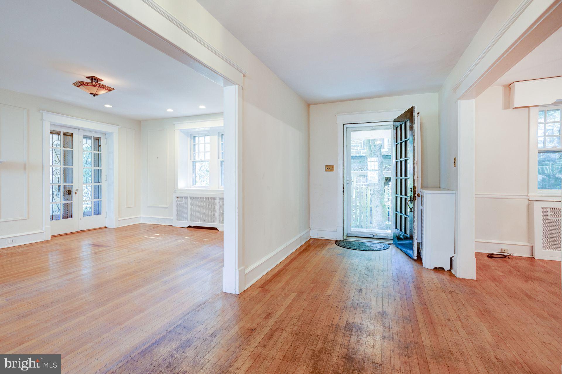 375 Pelham Road Philadelphia, PA 19119 - Photo 5 of 61 Gallery Image 5