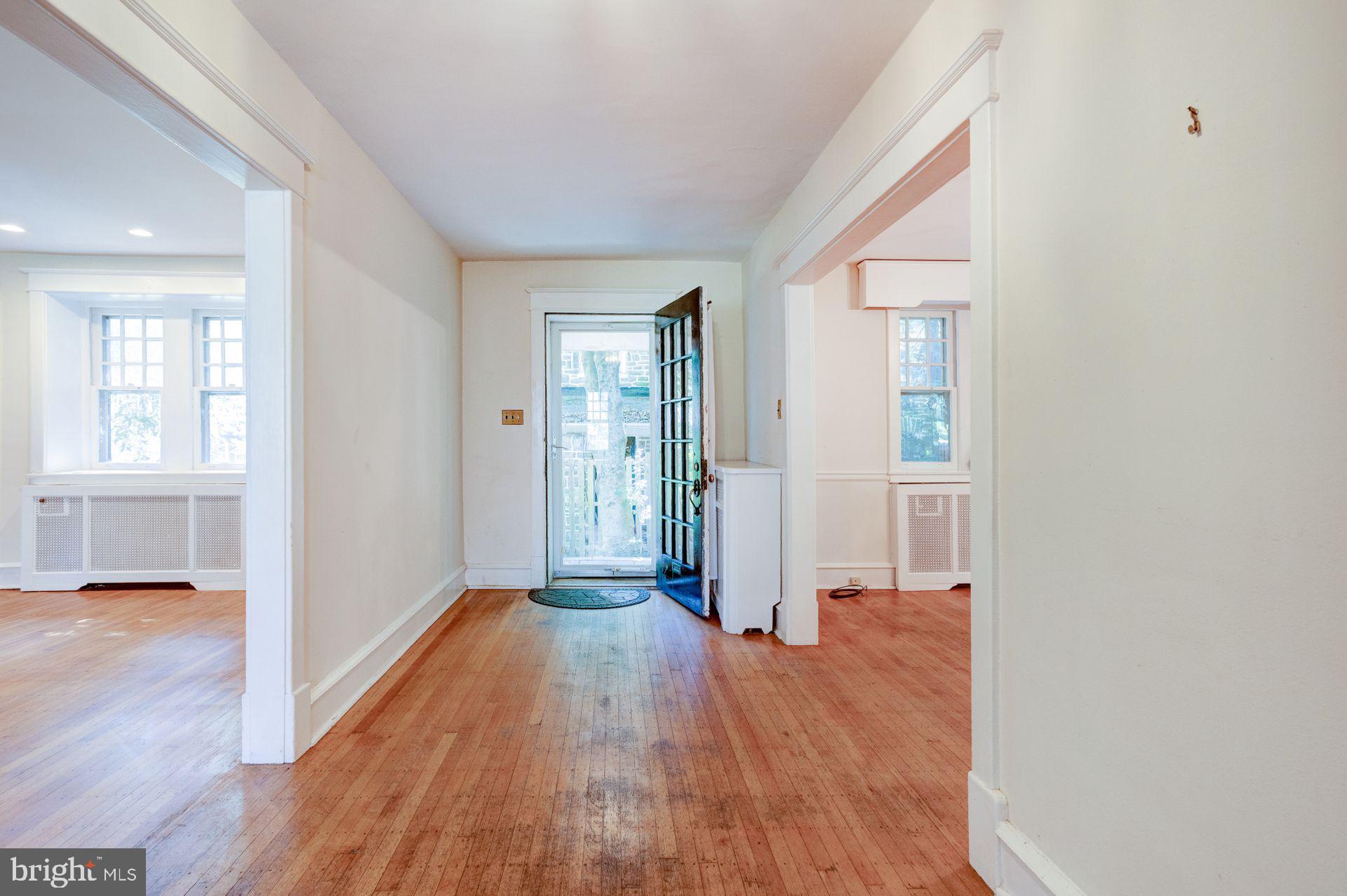 375 Pelham Road Philadelphia, PA 19119 - Photo 7 of 61 Gallery Image 7