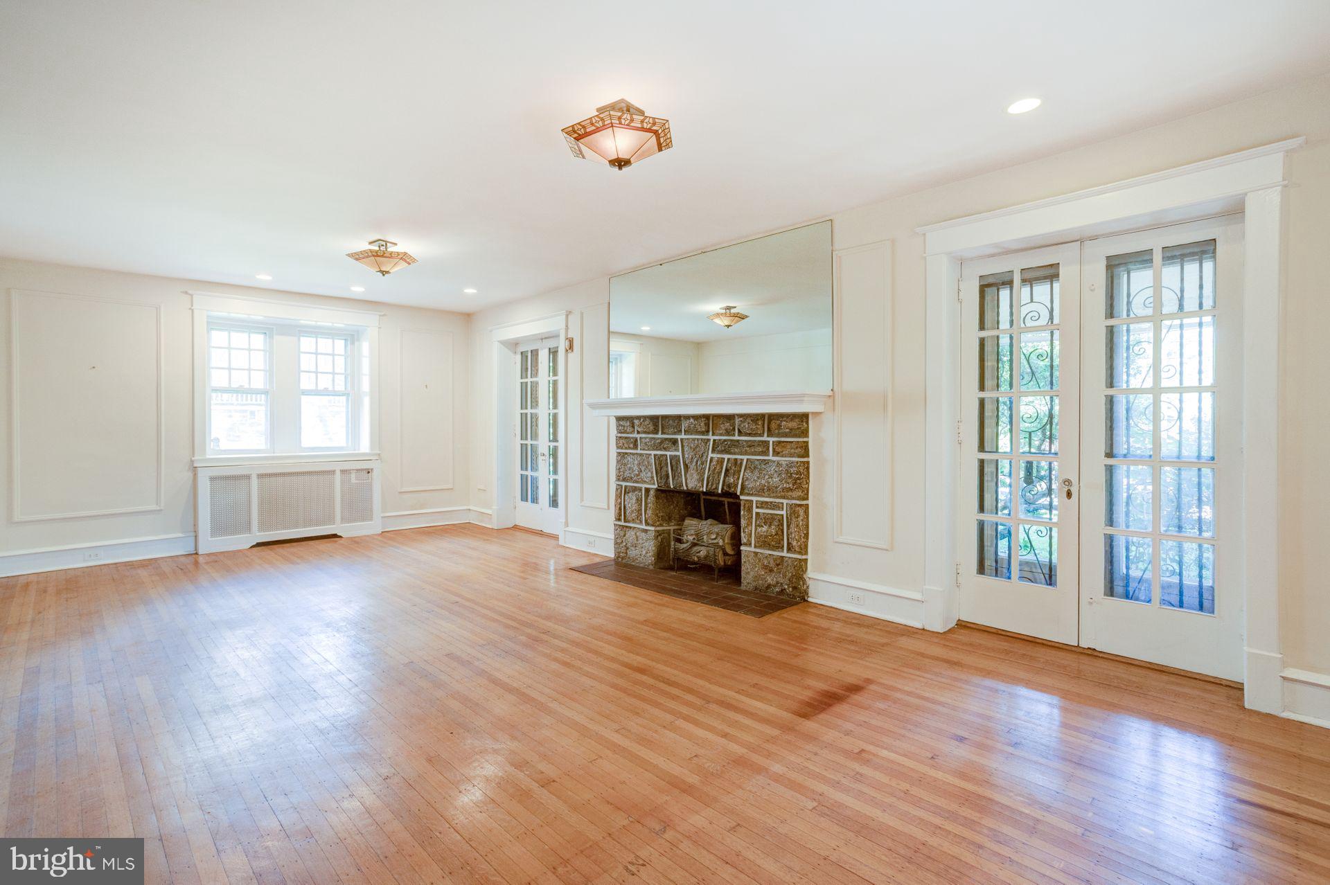 375 Pelham Road Philadelphia, PA 19119 - Photo 8 of 61 Gallery Image 8