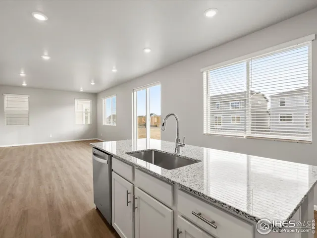 $489,990 | 4671 Sunsplash Way, Johnstown, CO 80534