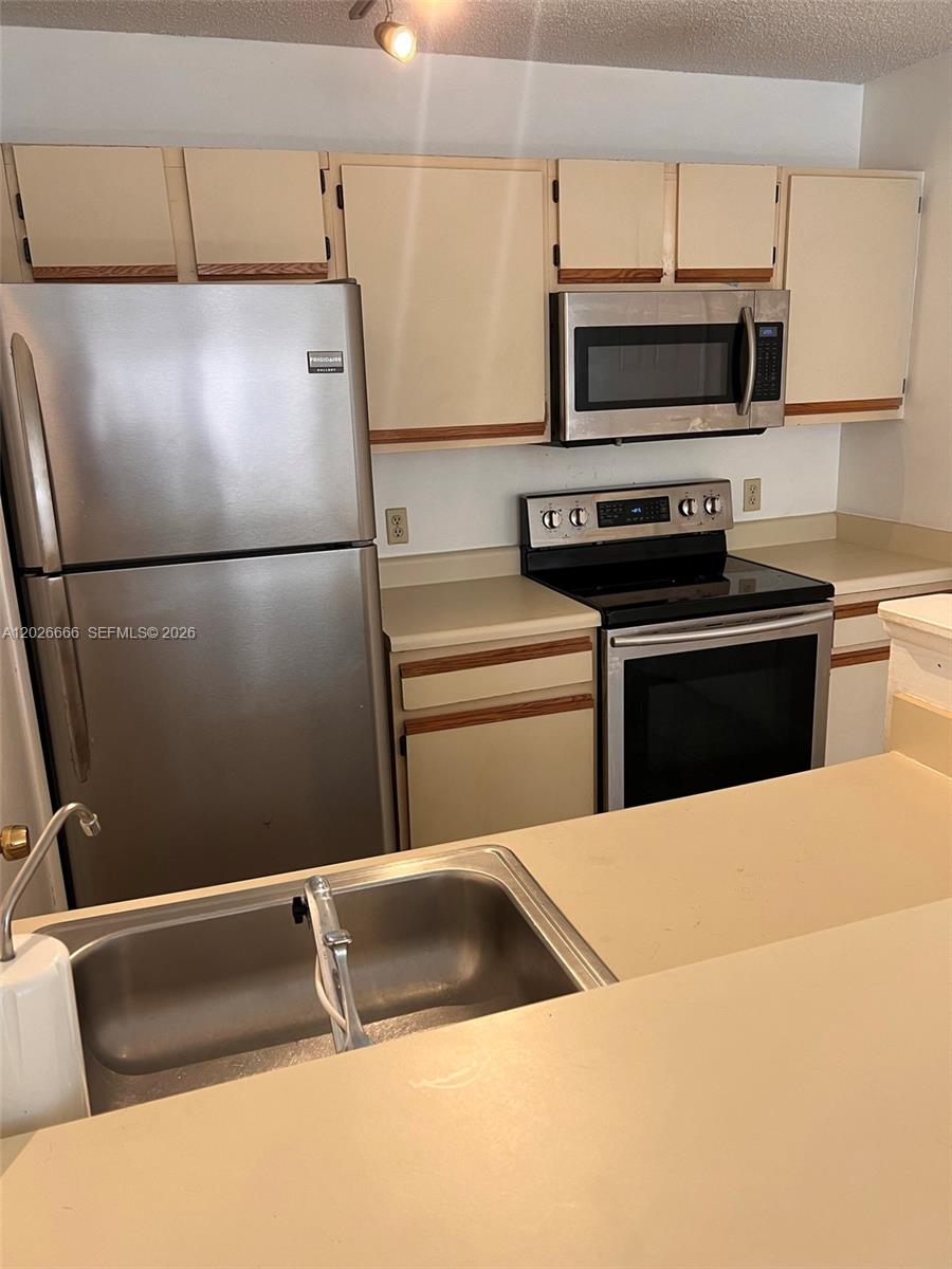 4581 West McNab Road, Unit 20 Pompano Beach, FL 33069 - Photo 18 of 30