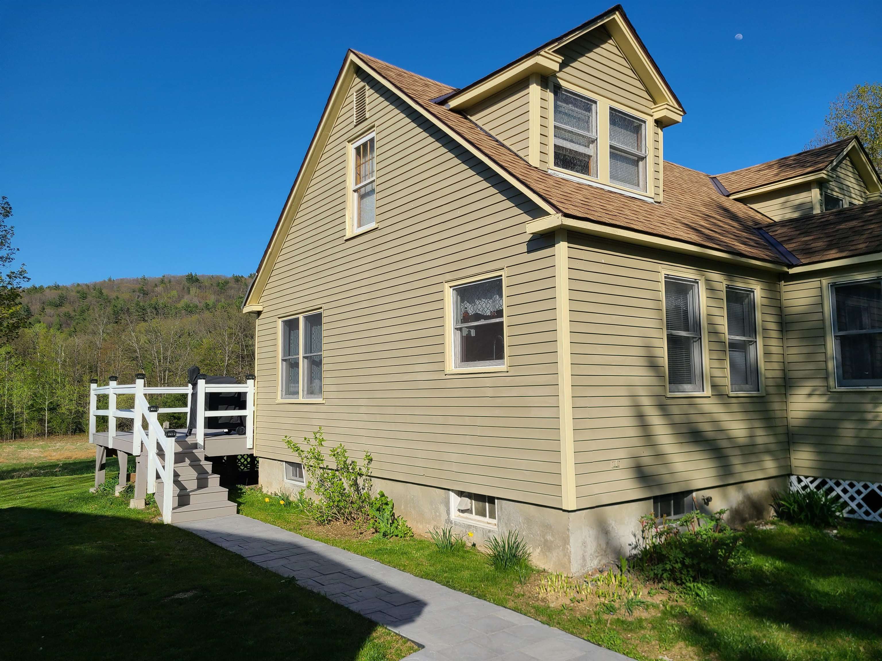 511 Valley Road Walpole, NH 03608 - Photo 3 of 24