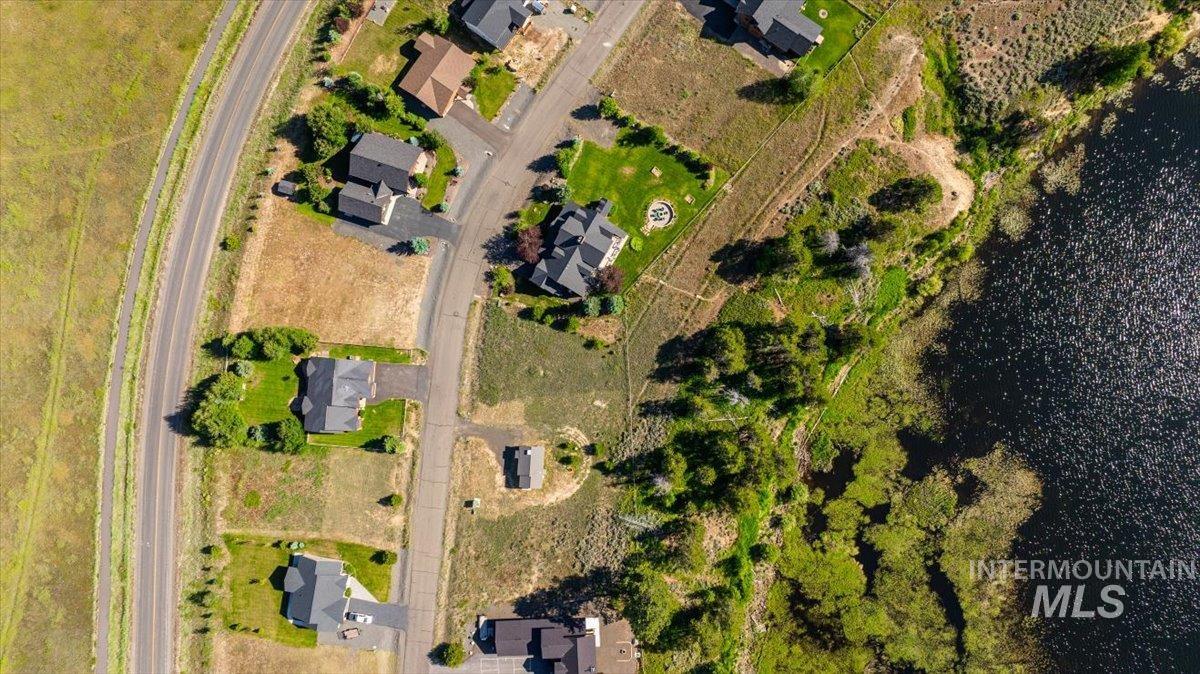 13132 Hawks Bay Road Donnelly, ID 83615 - Photo 8 of 9 Aerial view of property and surrounding area