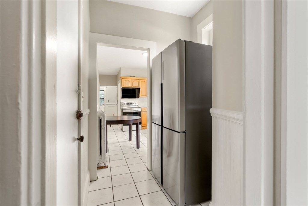 149 Winthrop Road, Unit 5 Brookline, MA 02445 - Photo 14 of 23