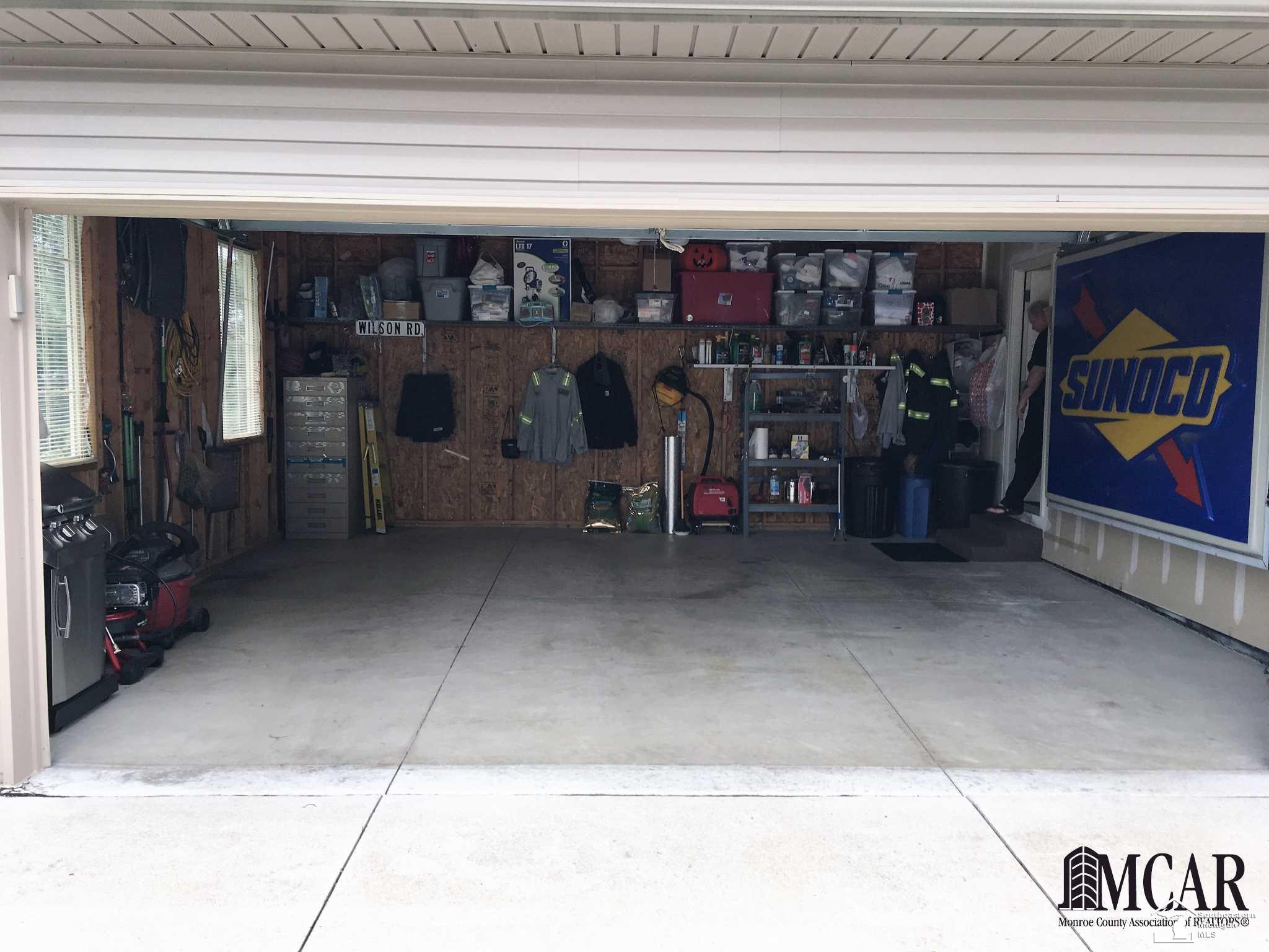 3693 Gruber Road Monroe, MI 48162 - Photo 5 of 35 21298657-4.JPG