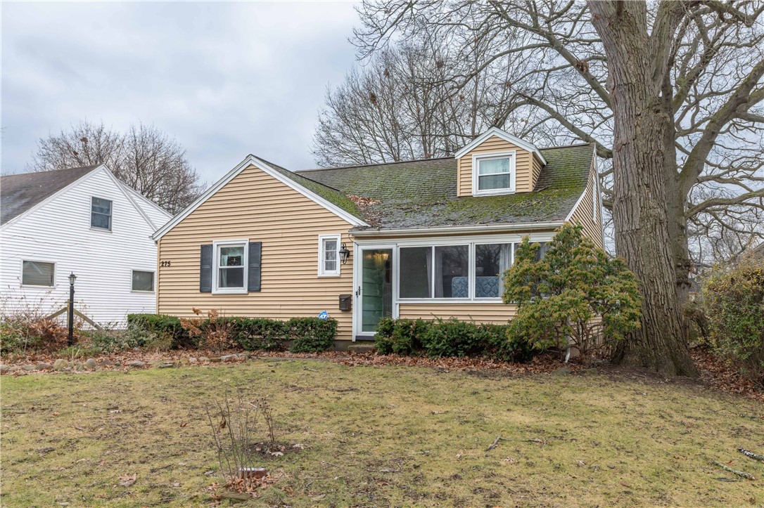 275 Garford Road Irondequoit, NY 14622 - Photo 2 of 37