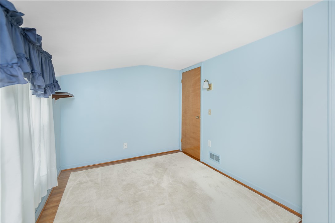 275 Garford Road Irondequoit, NY 14622 - Photo 28 of 37