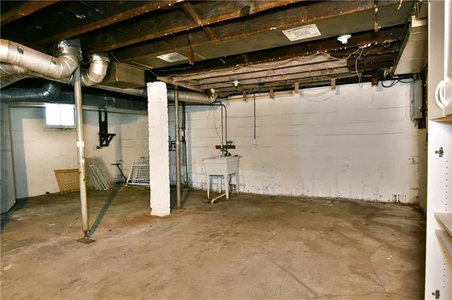 $124,900 | 1107 West Ridge Avenue, Sharpsville, PA 16150