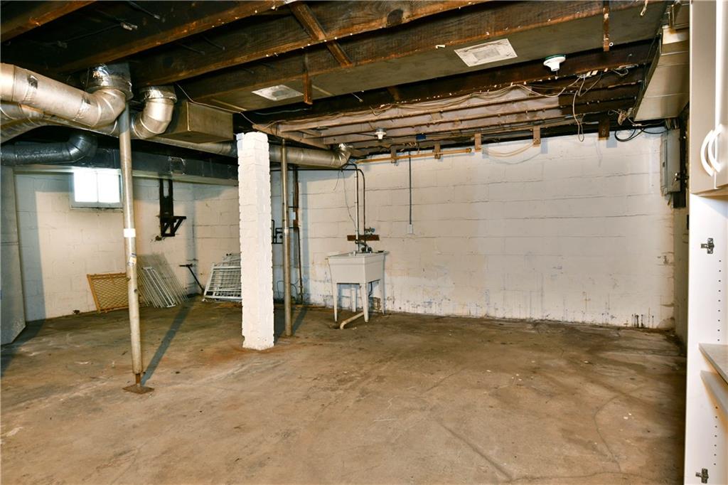 1107 West Ridge Avenue Sharpsville, PA 16150 - Photo 41 of 48 a view of an empty room