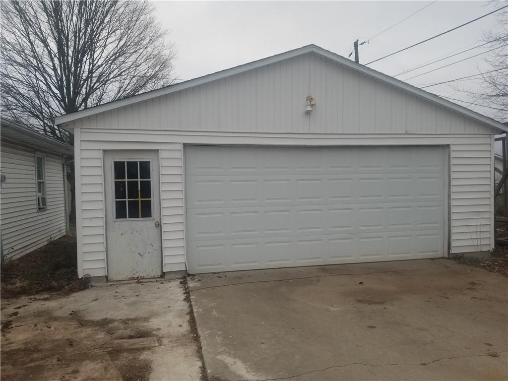 806 Sprenger Road Seymour, IN 47274 - Photo 11 of 11 Gallery Image 11
