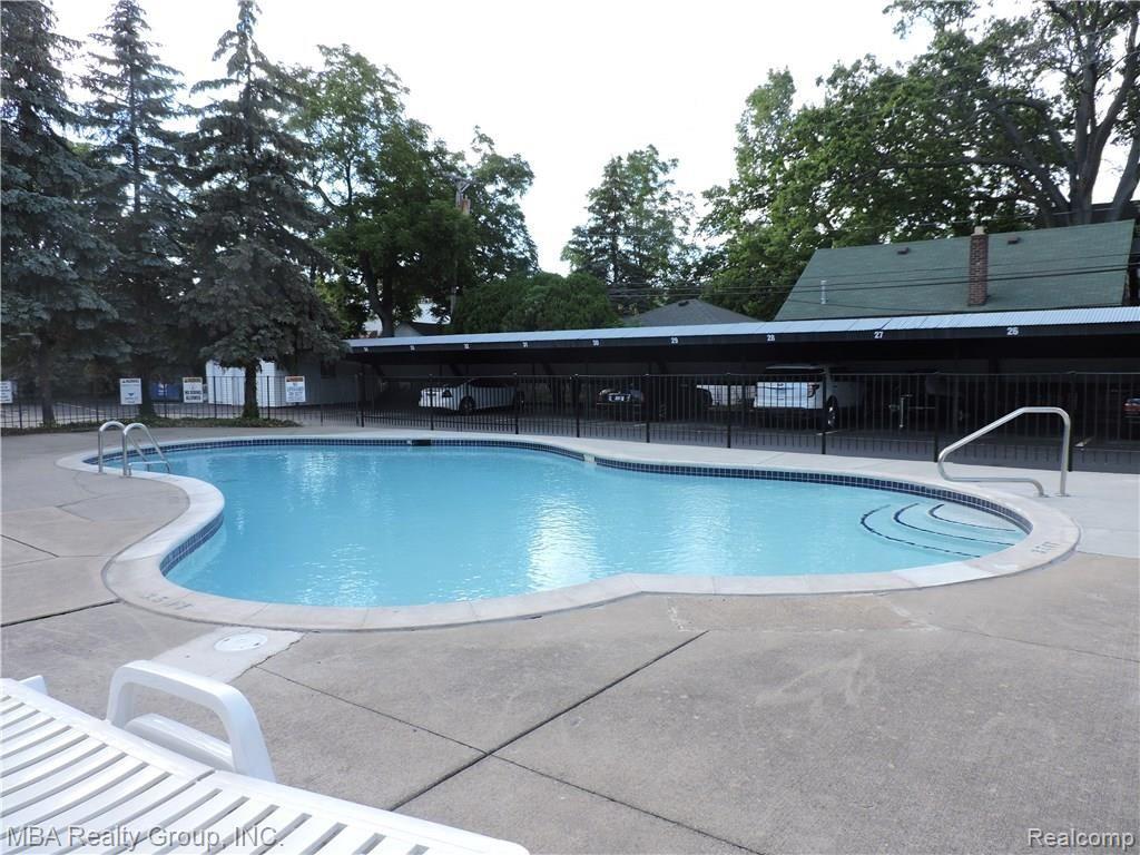 24360 East River Road, Unit 26 Grosse Ile, MI 48138 - Photo 15 of 16