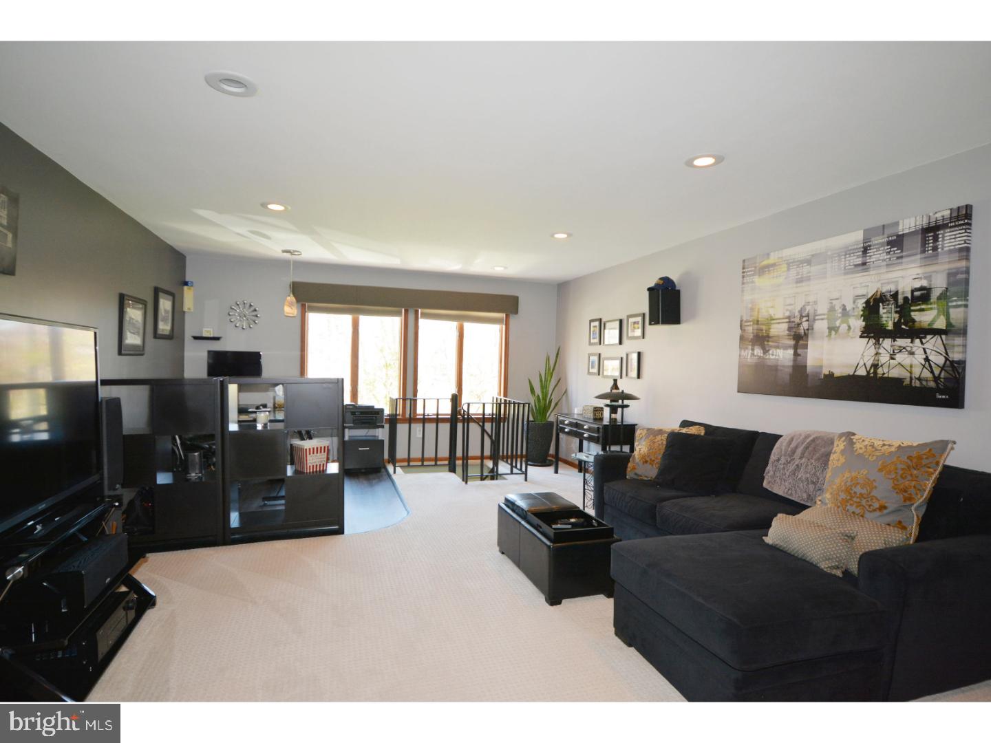 498 Kings Road Yardley, PA 19067 - Photo 18 of 25 Gallery Image 18