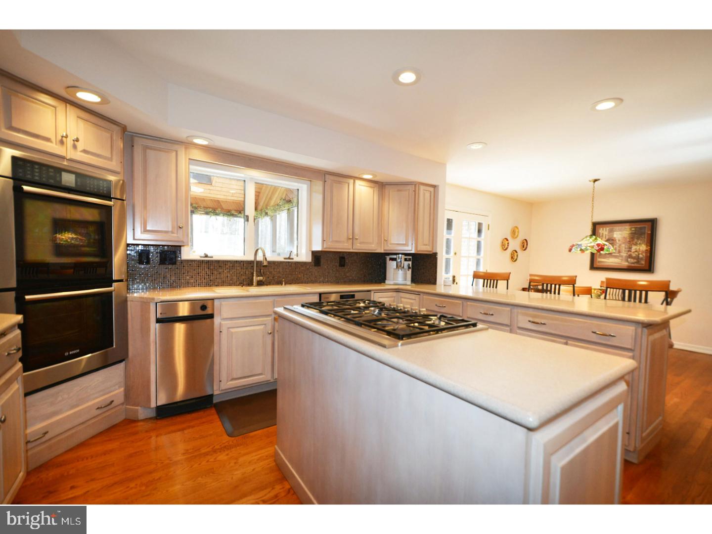 498 Kings Road Yardley, PA 19067 - Photo 10 of 25 Gallery Image 10