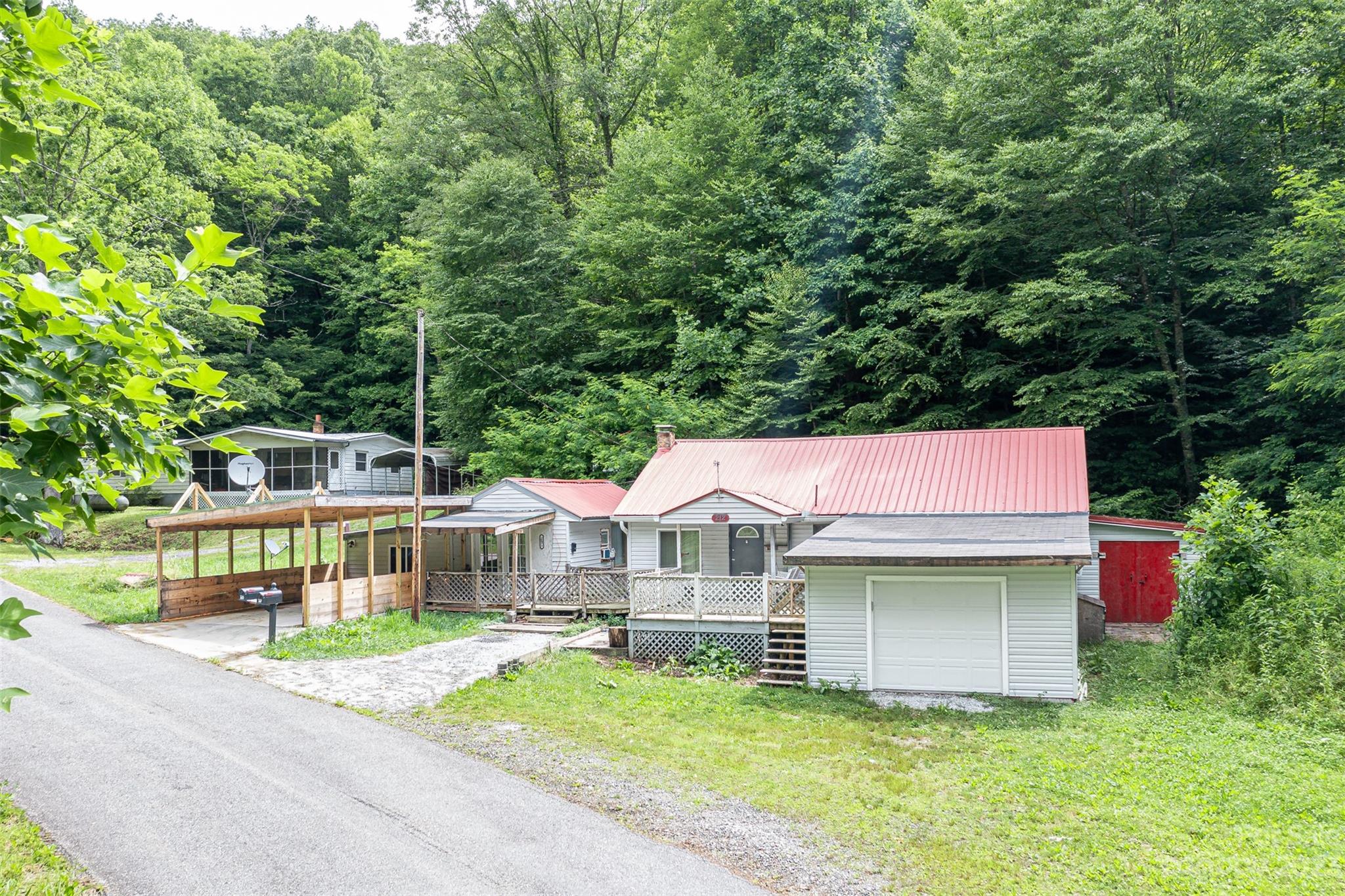 212 Garnet Road Sylva, NC 28779 - Photo 1 of 11 Gallery Image 1