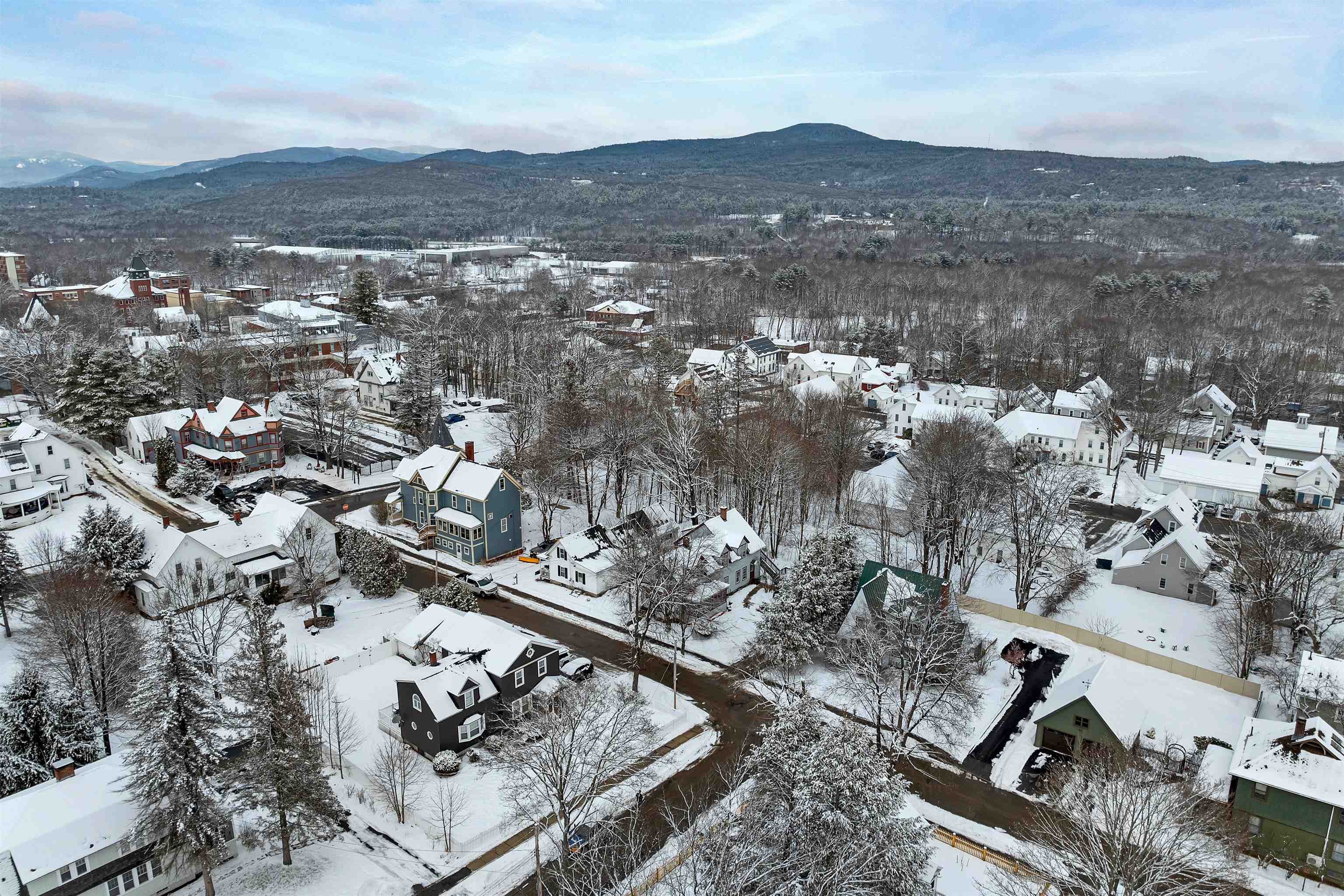 3 Keeble Street Plymouth, NH 03264 - Photo 2 of 33