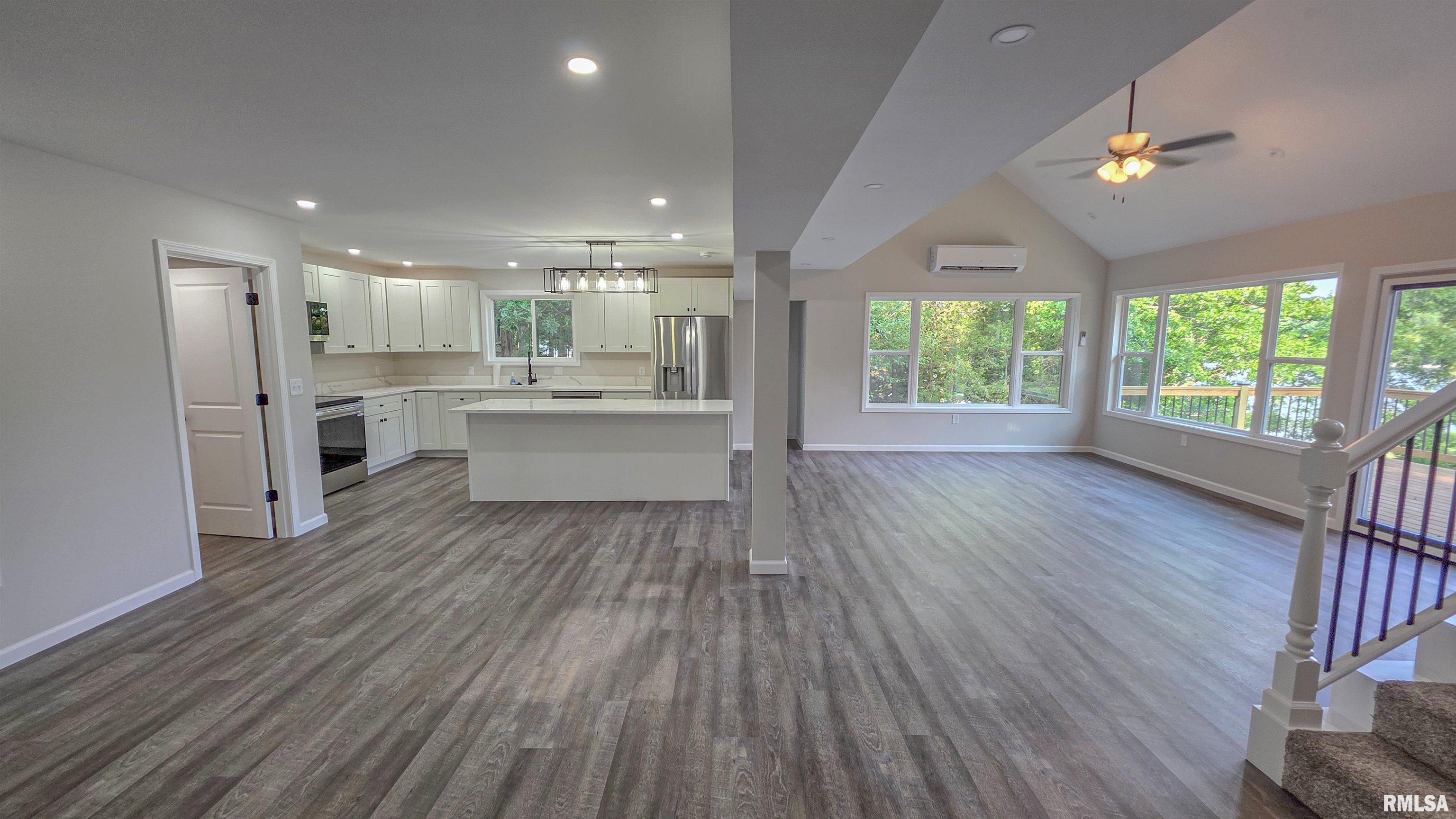 12185 Pebble Point Road Marion, IL 62959 - Photo 17 of 49