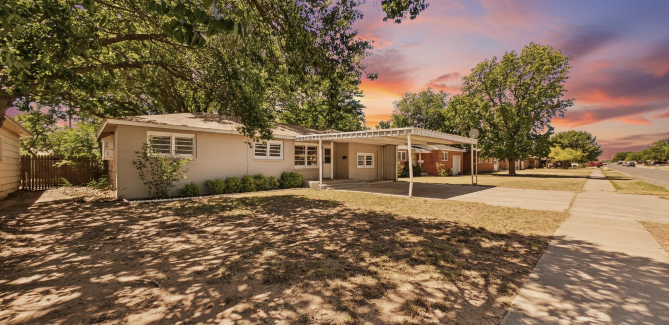 4405 47th Street Lubbock, TX 79414 - Photo 1 of 37 IMG_0471