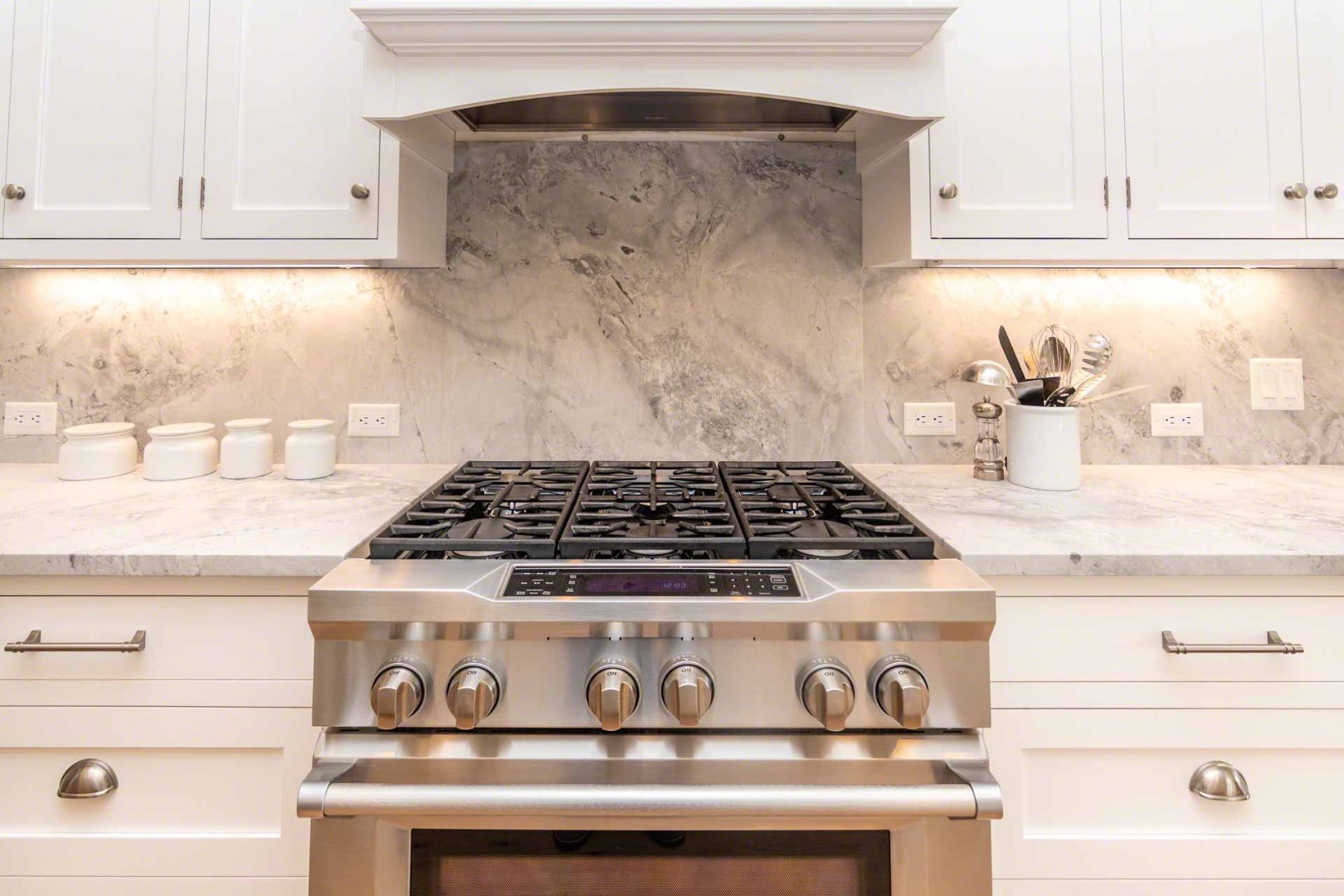59 Seth's Way Edgartown, MA 02539 - Photo 21 of 46 a stove top oven sitting inside of a kitchen