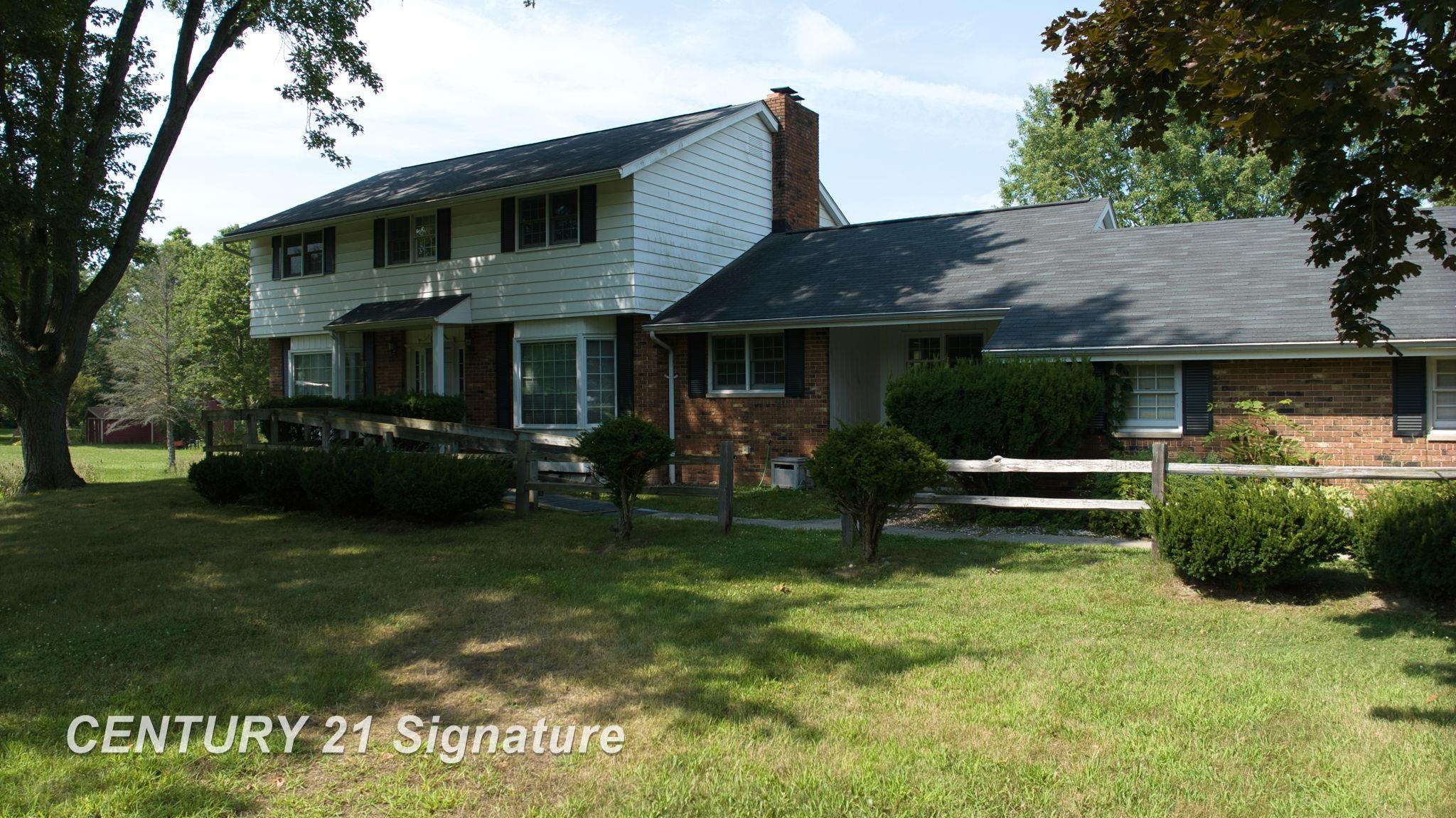 3241 Luce Road Flushing, MI 48433 - Photo 2 of 43 50151091-7b9f8586-e590-481c-b521-08ae441f88b2.JPG