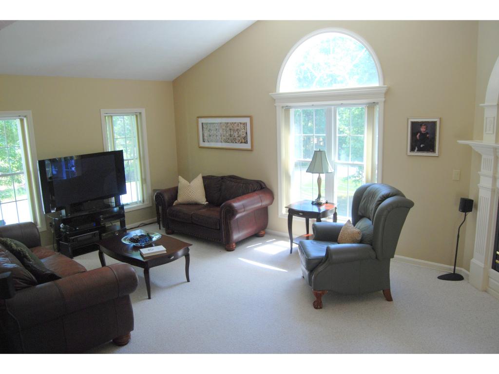3 Hampstead Road Merrimack, NH 03054 - Photo 18 of 21