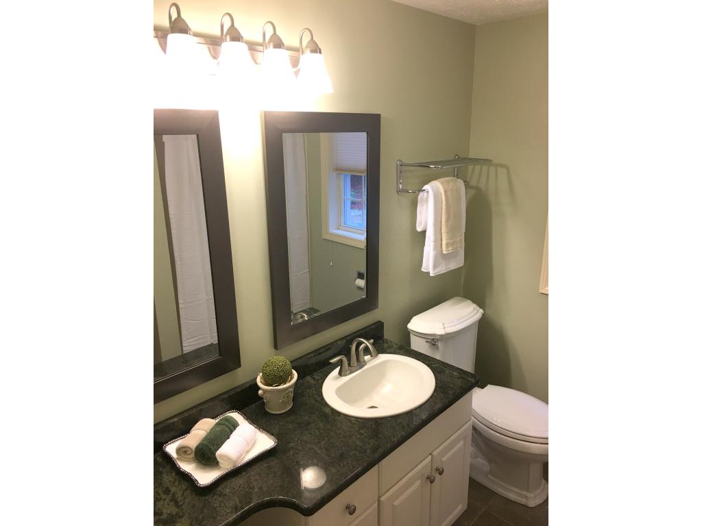3 Hampstead Road Merrimack, NH 03054 - Photo 19 of 21