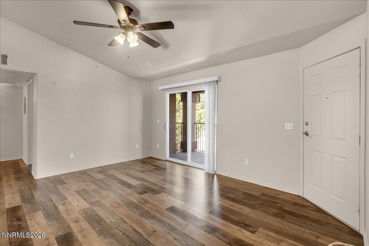 6850 Sharlands Avenue, Unit 2127 Reno, NV 89523 - Photo 6 of 42 06-006