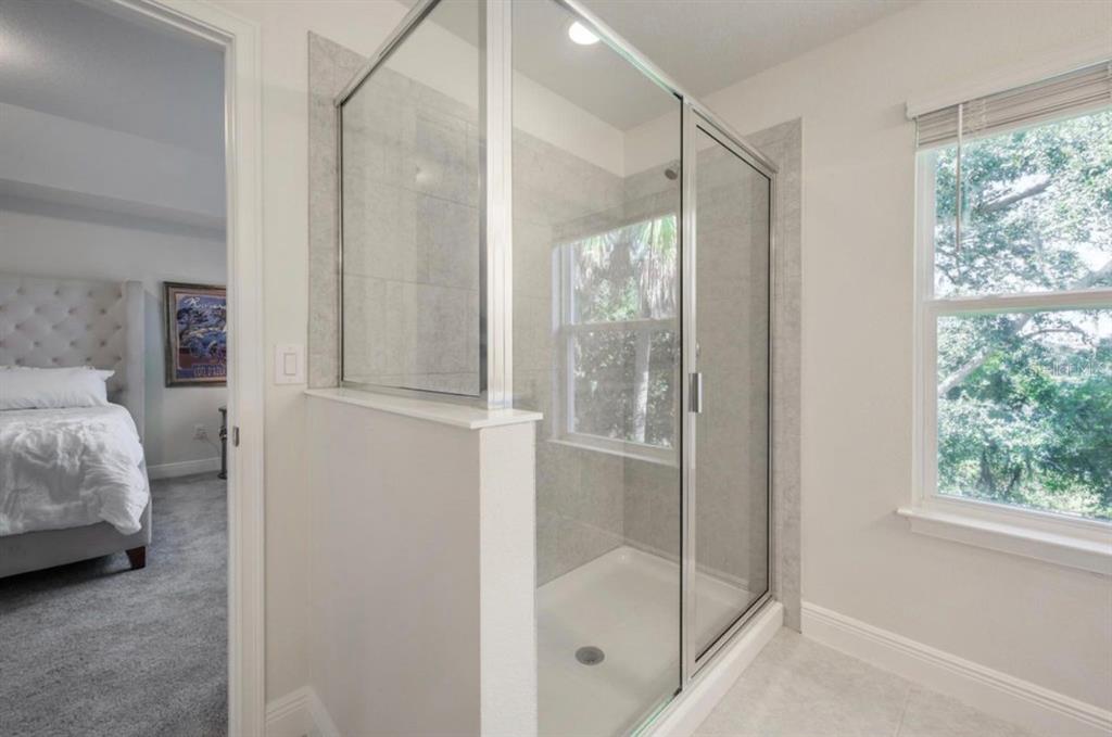 10128 Newel Valley Loop Riverview, FL 33569 - Photo 14 of 26 a en suite bathroom with a shower