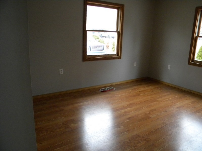 3814 McKeith Road Midland, MI 48642 - Photo 3 of 14 Gallery Image 3
