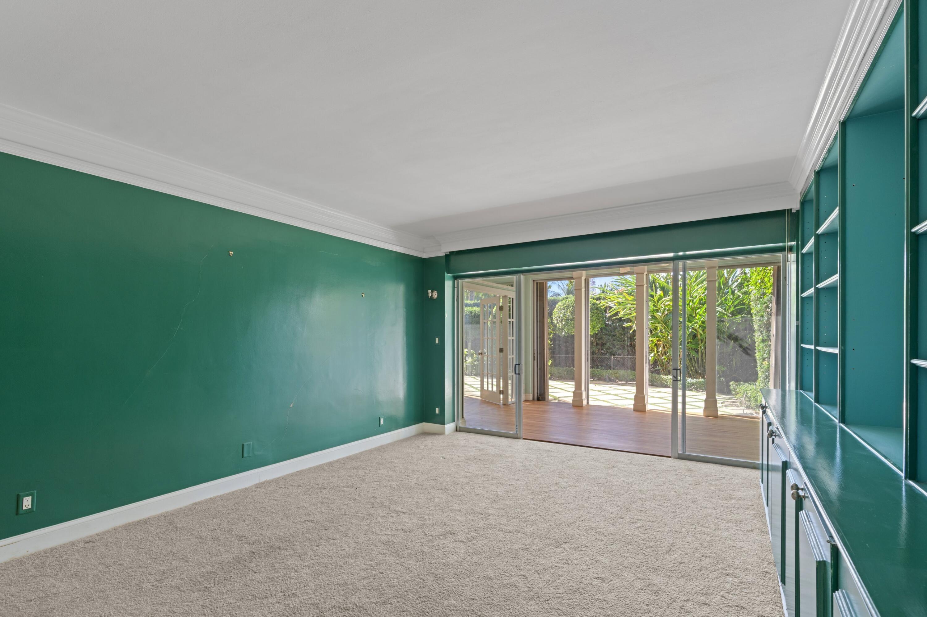 369 South Lake Drive, Unit 1D Palm Beach, FL 33480 - Photo 24 of 46 a view of an empty room with a window