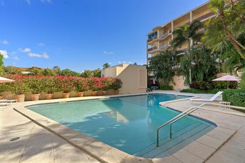 a view of a basket ball ground