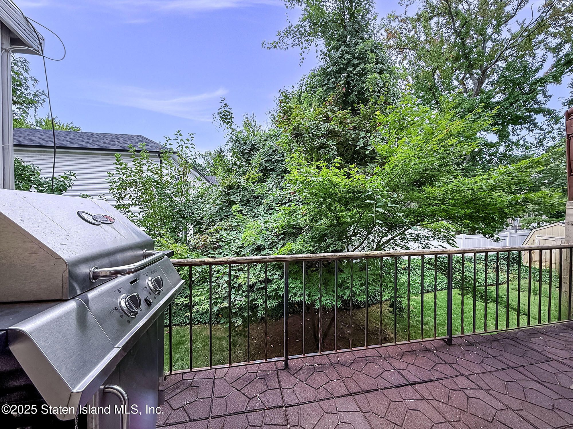 3438 Amboy Road Staten Island, NY 10306 - Photo 12 of 16 IMG_6037