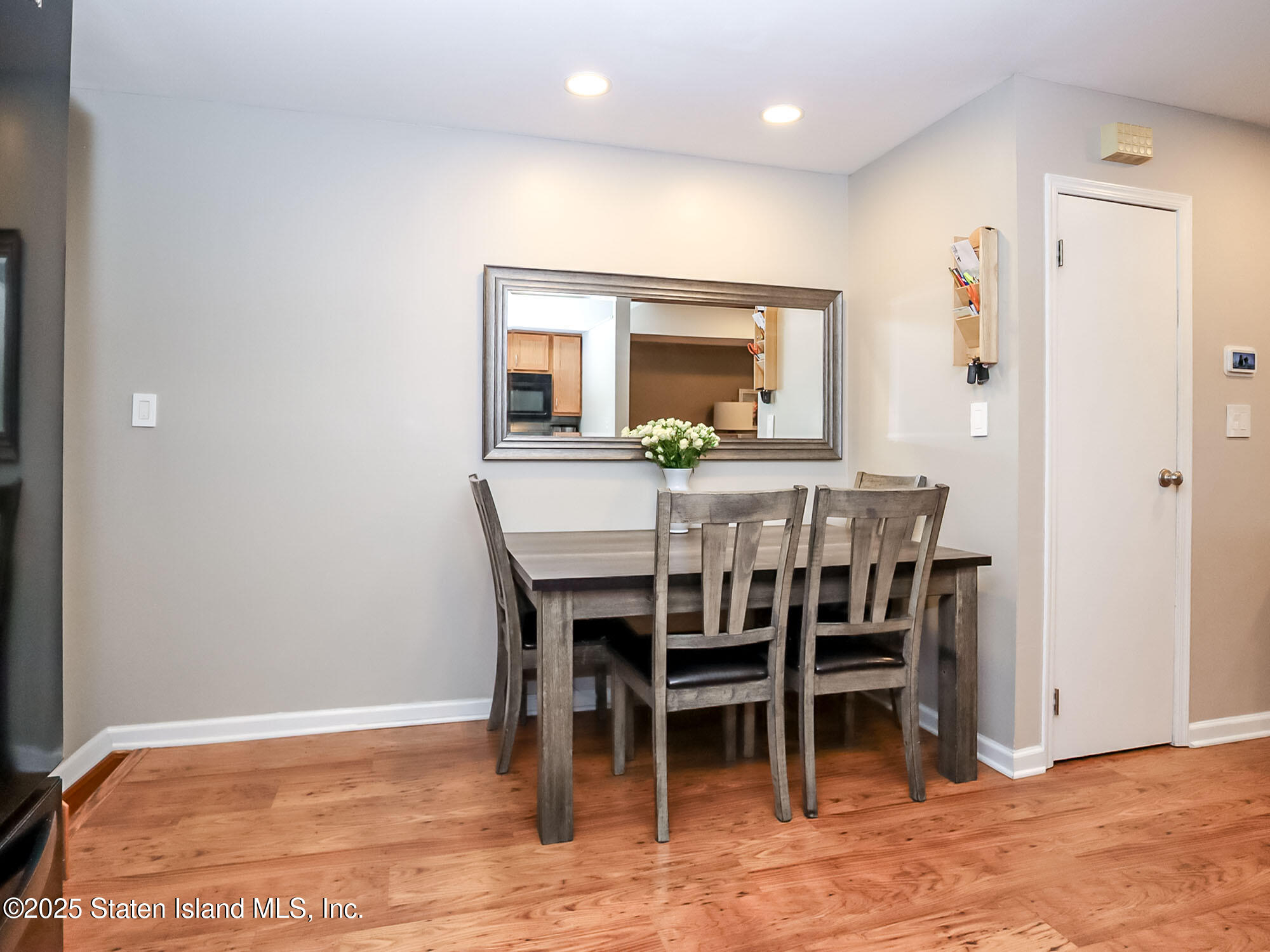 3438 Amboy Road Staten Island, NY 10306 - Photo 6 of 16 IMG_3654
