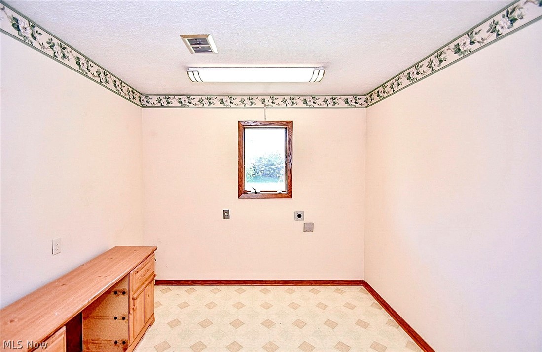 2208 Manor Road Uniontown, OH 44685 - Photo 10 of 35 2208 Manor Rd, Uniontown, OH 44685 Office