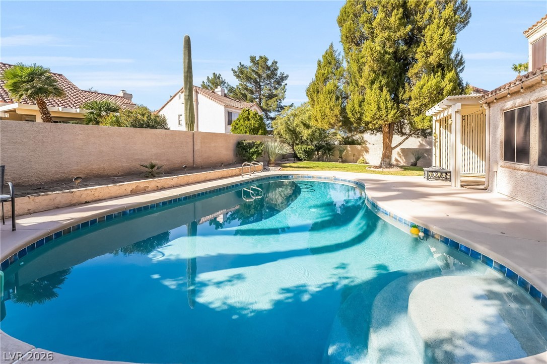547 British Court Henderson, NV 89014 - Photo 1 of 35