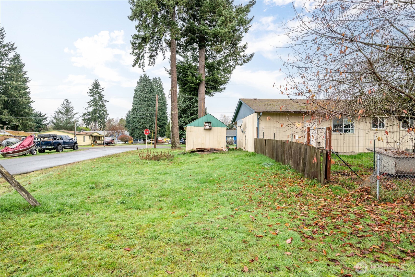 642 5th Avenue Southwest Castle Rock, WA 98611 - Photo 4 of 33 a view of a park that has a tree on the side of it