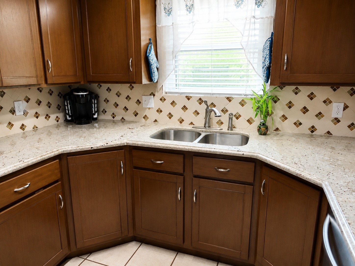 14207 Foxford Way Houston, TX 77015 - Photo 4 of 24