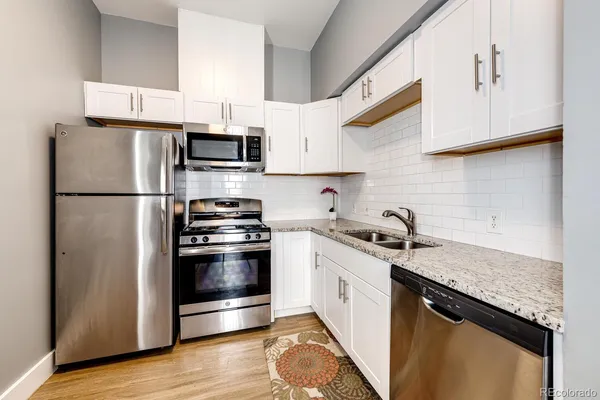 $2,200 | 2324 Federal Boulevard, Unit B, Denver, CO 80211