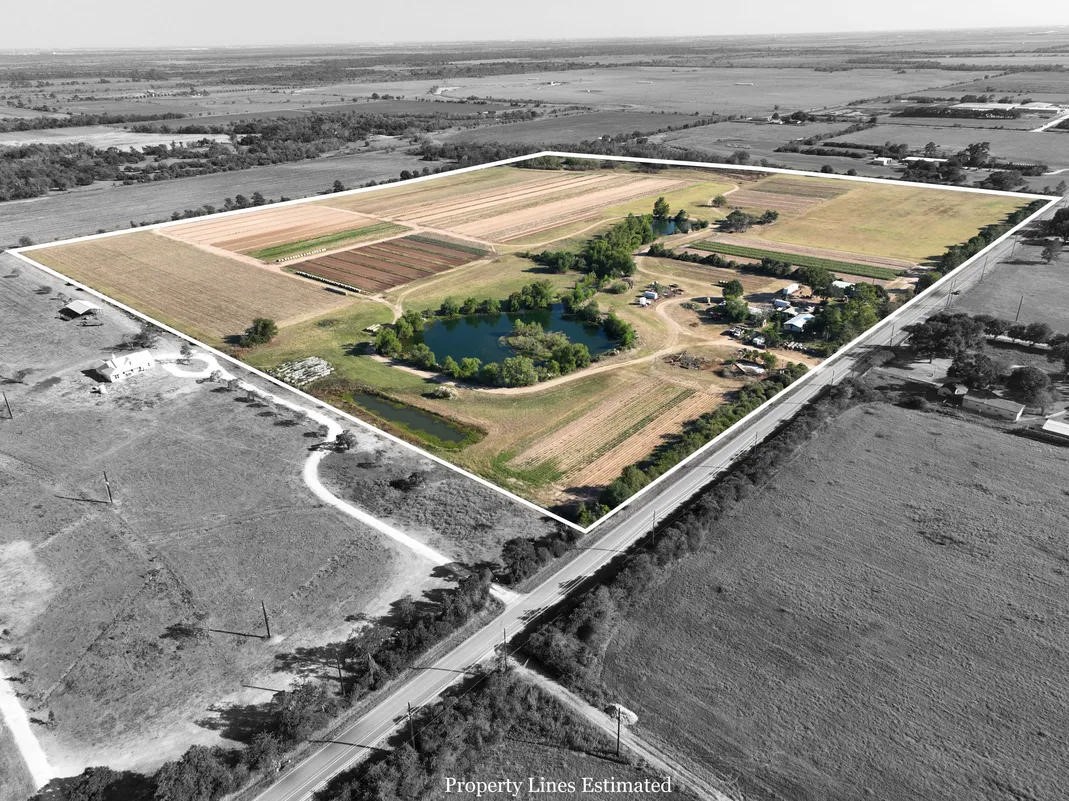 14134 Penick Road Waller, TX 77484 - Photo 19 of 20 a view of a pool and an outdoor space